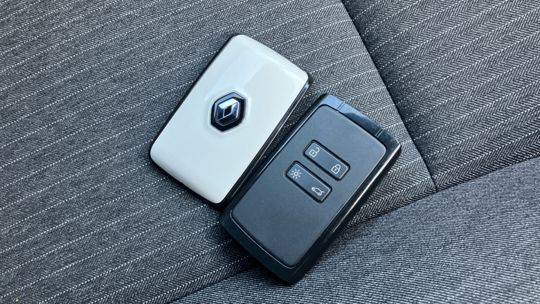 Renault Clio 1.6 E-TECH full hybrid 145 Techno 5dr Auto Hybrid Hatchback